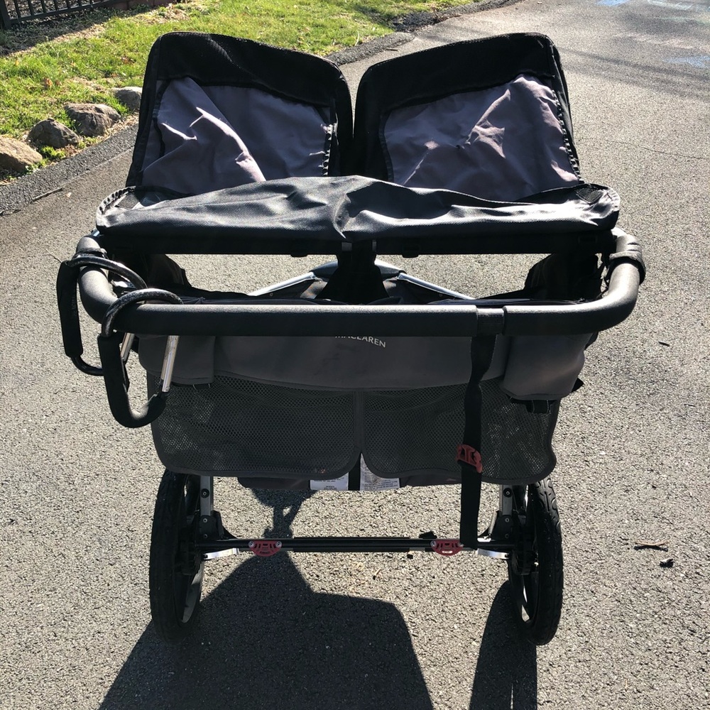 BOB Double Stroller - Picture 4 of 8